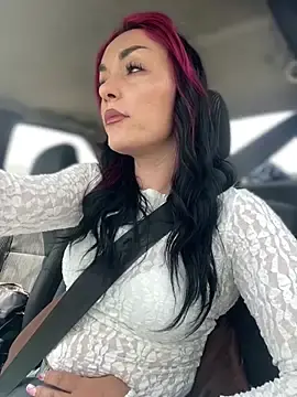 MeganFoxiy  live sex cam