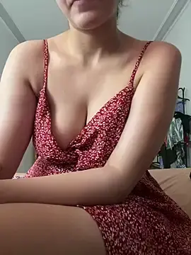 Roubi99six  live sex cam