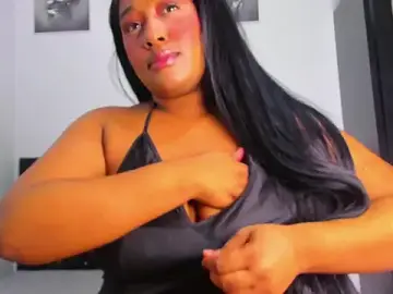 Kriixtybrown  live sex cam