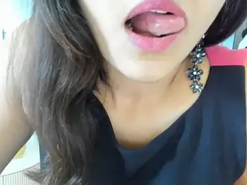 Winterforu  live sex cam