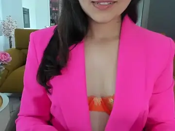 Winterforu  live sex cam