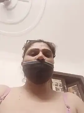 Yourchahat27  live sex cam