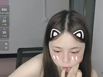 F-Wanzi  live sex cam