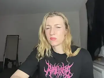 Miss_Ketam1n3  live sex cam