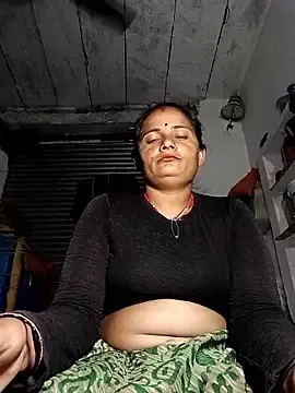 Poojalodhi444  live sex cam