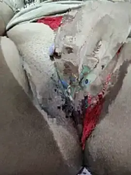 Cryssexy69  live sex cam