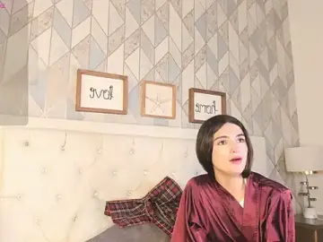 Luna_forever7  live sex cam