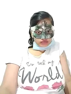 Ms-naina  live sex cam