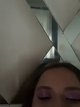 Sophia_vivass  live sex cam