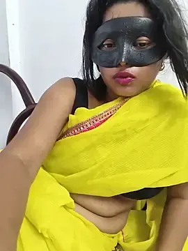 Cute-aryaa  live sex cam