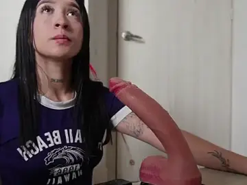 EriKlein  live sex cam