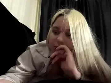 KittoReuner  live sex cam
