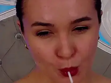 MeIisaLove  live sex cam