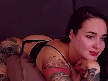 MeIisaLove  live sex cam