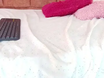 Mia_Dirtyy  live sex cam