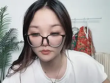 QIQI-QQ  live sex cam