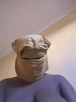 Prettyboobs00  live sex cam