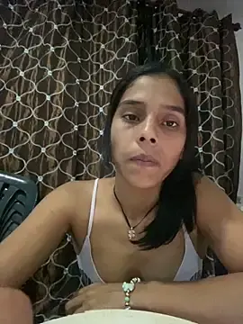 Karlasubfetich  live sex cam