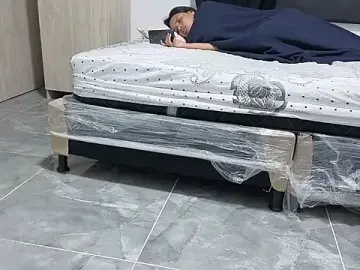 Linda_londres  live sex cam