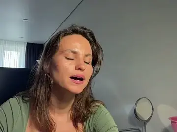 MadlynElgert  live sex cam