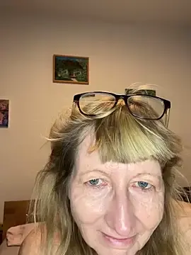 MatureKim  live sex cam