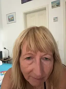 MatureKim  live sex cam