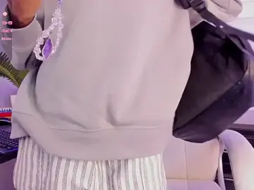Emma_brooks_  live sex cam