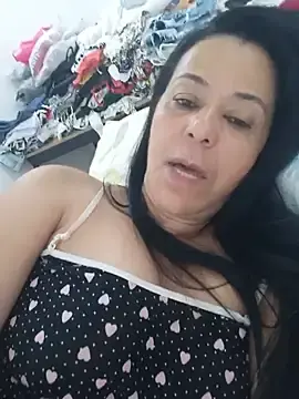 Lucineia7  live sex cam