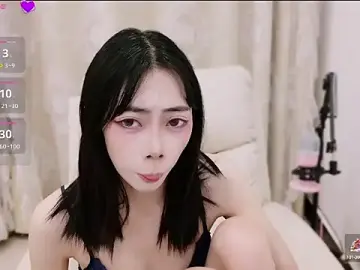 Tuantuanle  live sex cam
