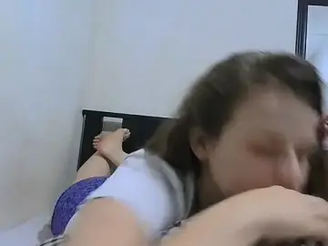 HellenMiyer1111  live sex cam