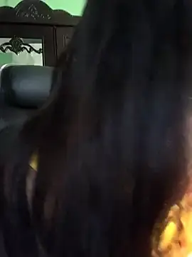 Idhika-Paul  live sex cam