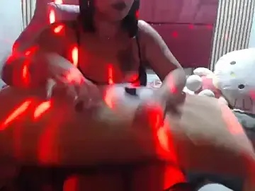 Lyrashane  live sex cam