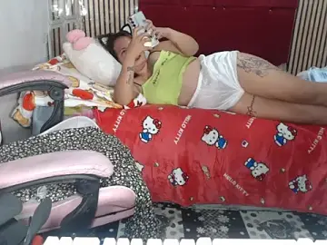 Lyrashane  live sex cam