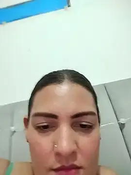 Mia_Hampton  live sex cam