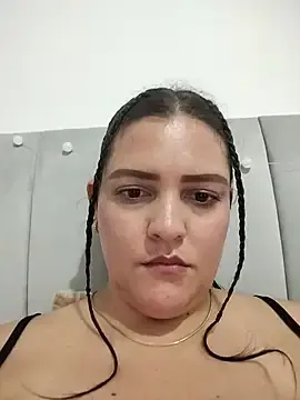 Mia_Hampton  live sex cam