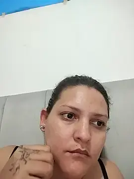 Mia_Hampton  live sex cam