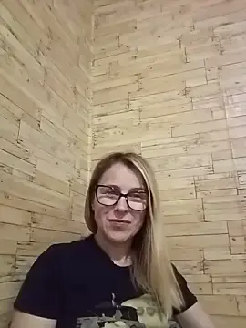 Nadine_Nadine  live sex cam