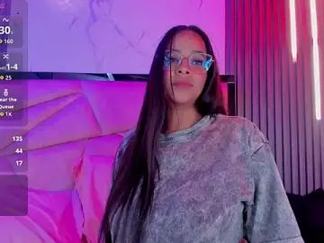 AriOliveira  live sex cam