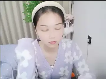 Mili923  live sex cam