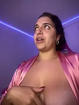 Alice777_  live sex cam