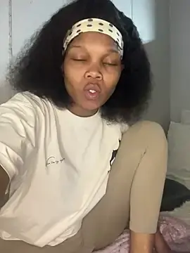 BaddestAss22  live sex cam