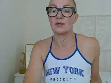 ELEGANT-ARIA36  live sex cam