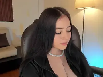 Maaiitee  live sex cam