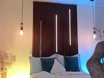 Maaiitee  live sex cam