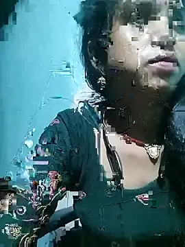 Mahisexyy  live sex cam