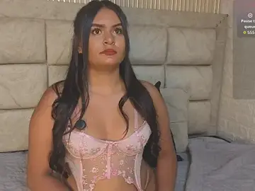 Amarahanks11  live sex cam