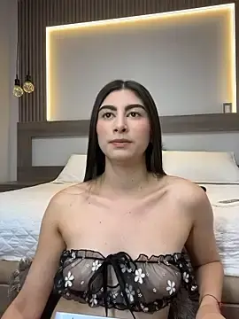 Evelyn_hills  live sex cam