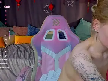 CarleySuski  live sex cam