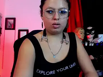 Fetishdoll_BDSM  live sex cam