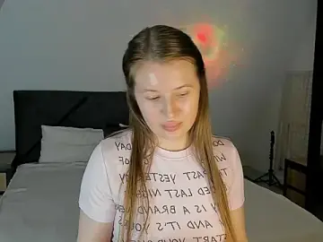 LunaWhisper_  live sex cam